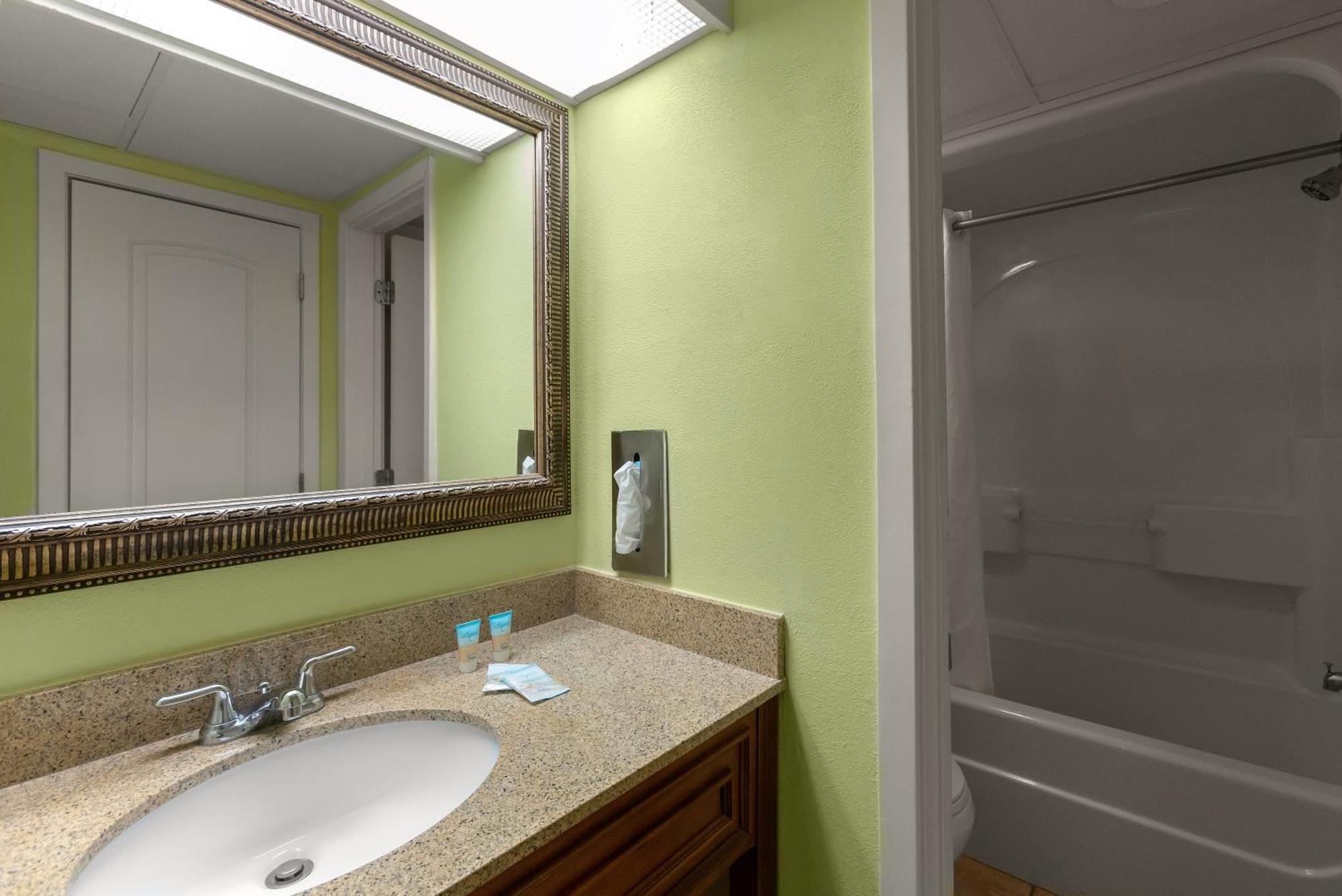 Monterey Bay Suites Миртл-Бич Экстерьер фото